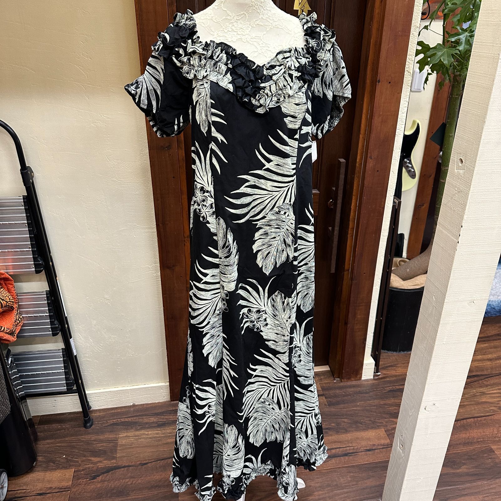 廃盤生地】 ハンドメイド作家 mifumi クロスギャザーのエプロンドレス