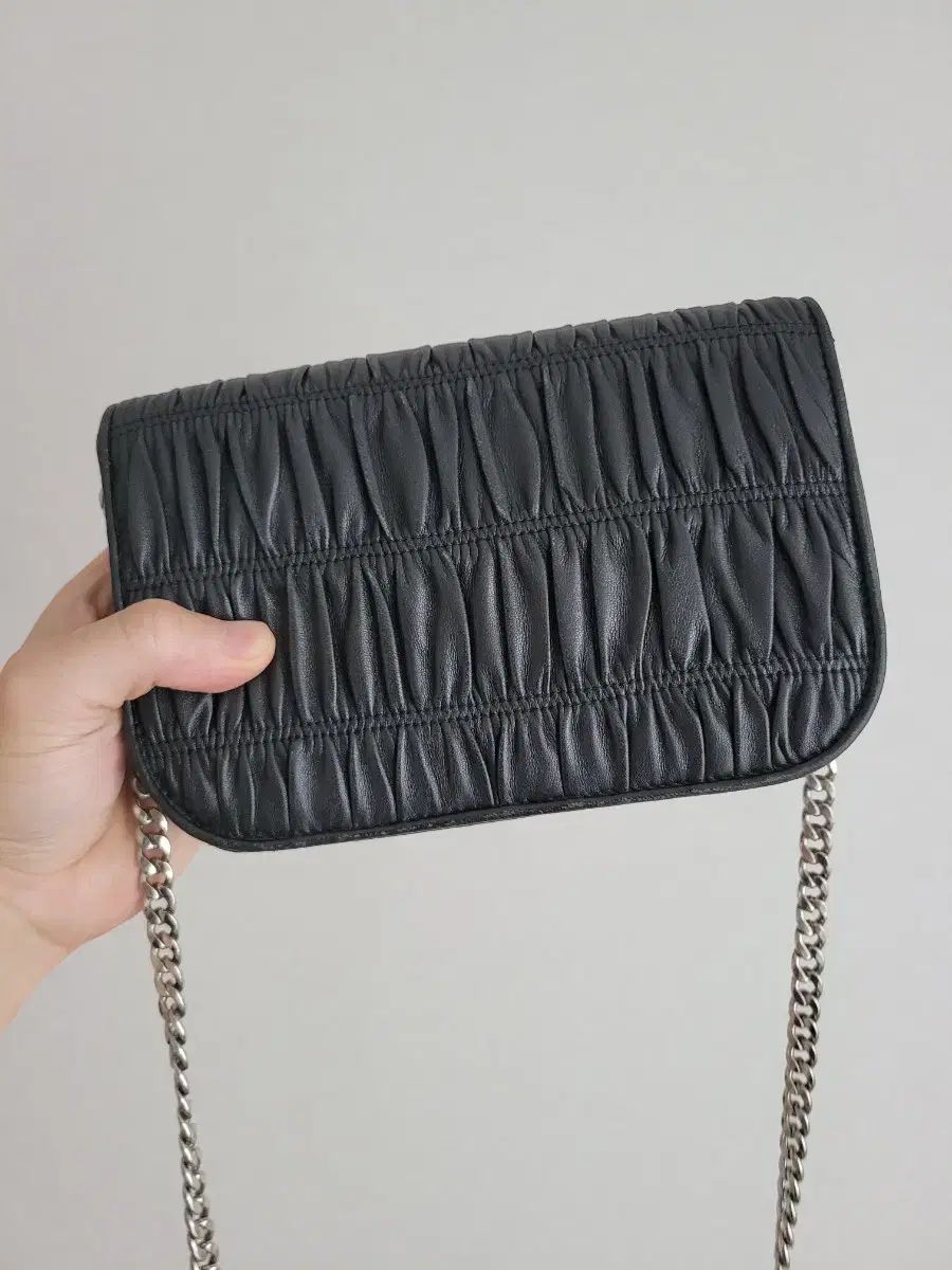 チェーン ショルダー