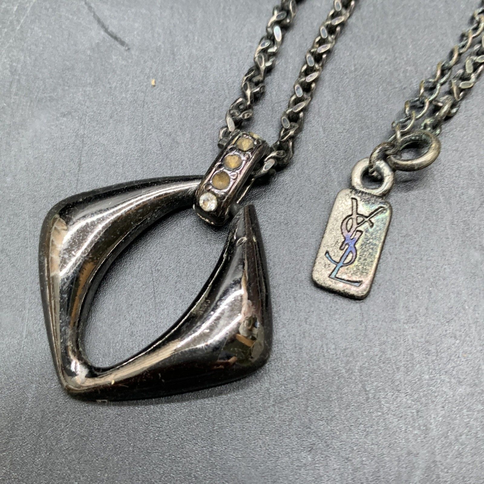 C330　イヴサンローラン ネックレス ヴィンテージ YSL ストーン Yves Saint Laurent　※変色・ラインストーン欠け　レディースアクセサリー C330 イヴサンローラン ネックレス ヴィンテージ YSL ストーン Yves