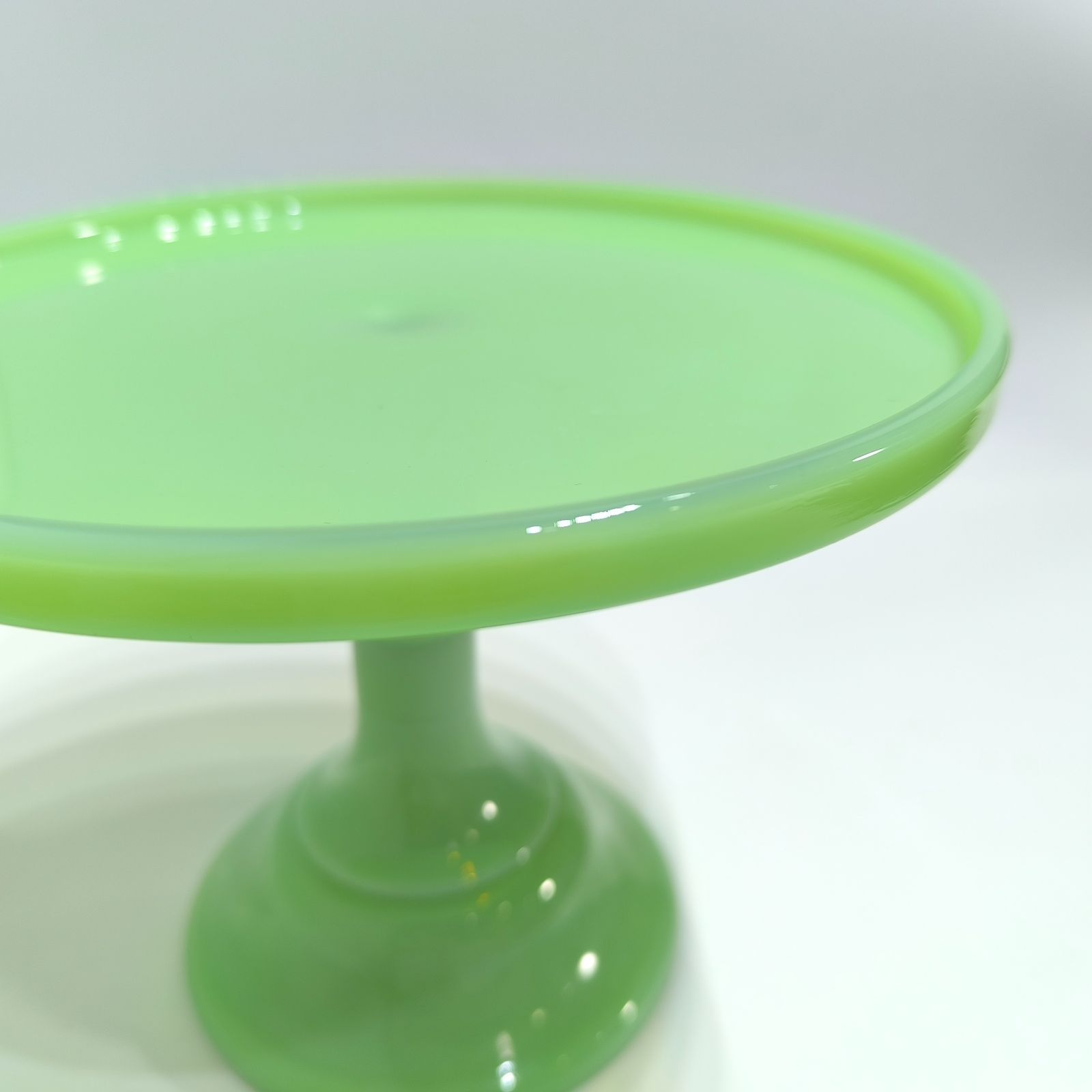 【新入荷·数量限定】 モッサーグラス ケーキスタンド ジェダイ 9インチ 23cm MOSSER GLASS Cake Plate Jadeite 来店をご期待!