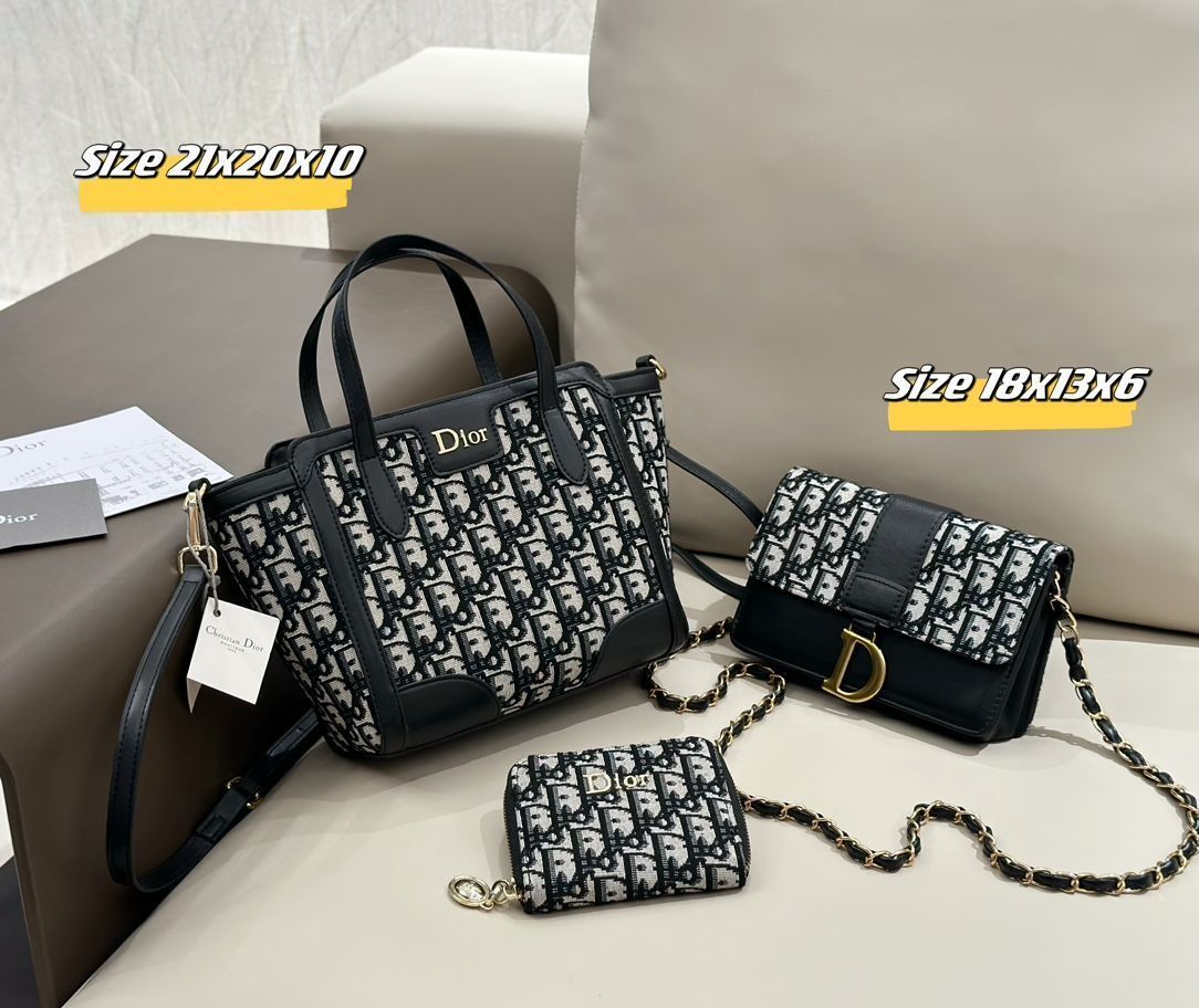 9999→7500 正規品✩❴希少美品❵Dior.ロゴストラップ星.ビンテージ 今日特価】ディオール 送料無料！在庫限定のお得な価格 - メルカリ