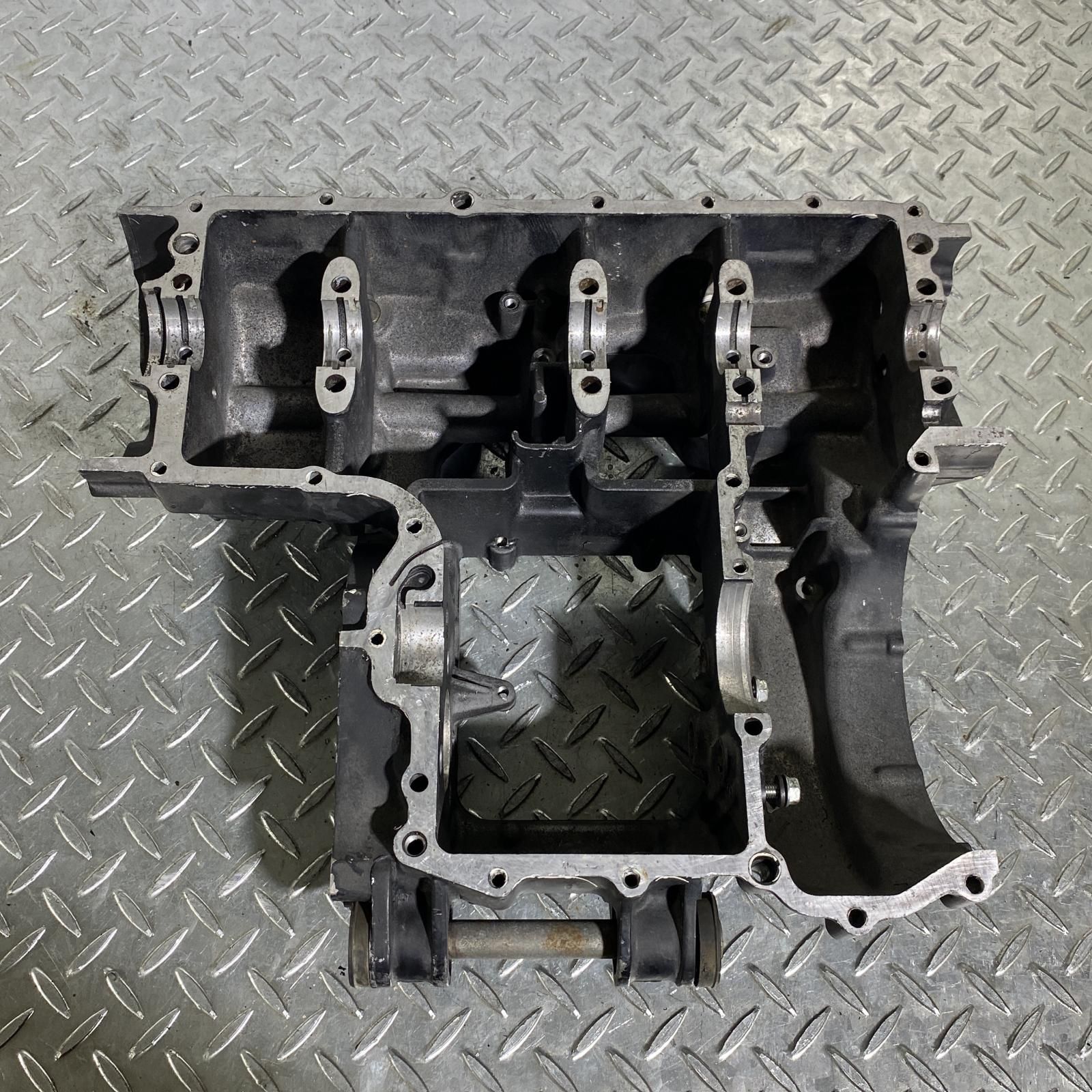 HONDA CBX400F クランクケース 下側 ホンダ - メルカリ