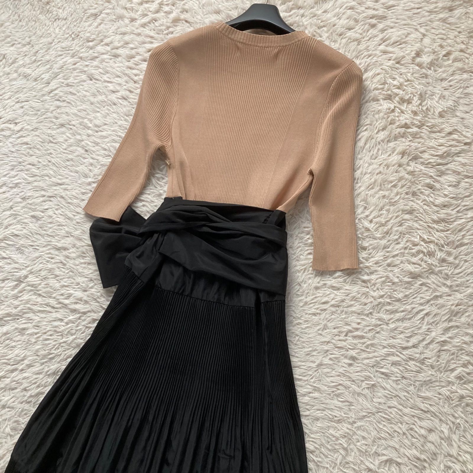 ブラック ベージュ