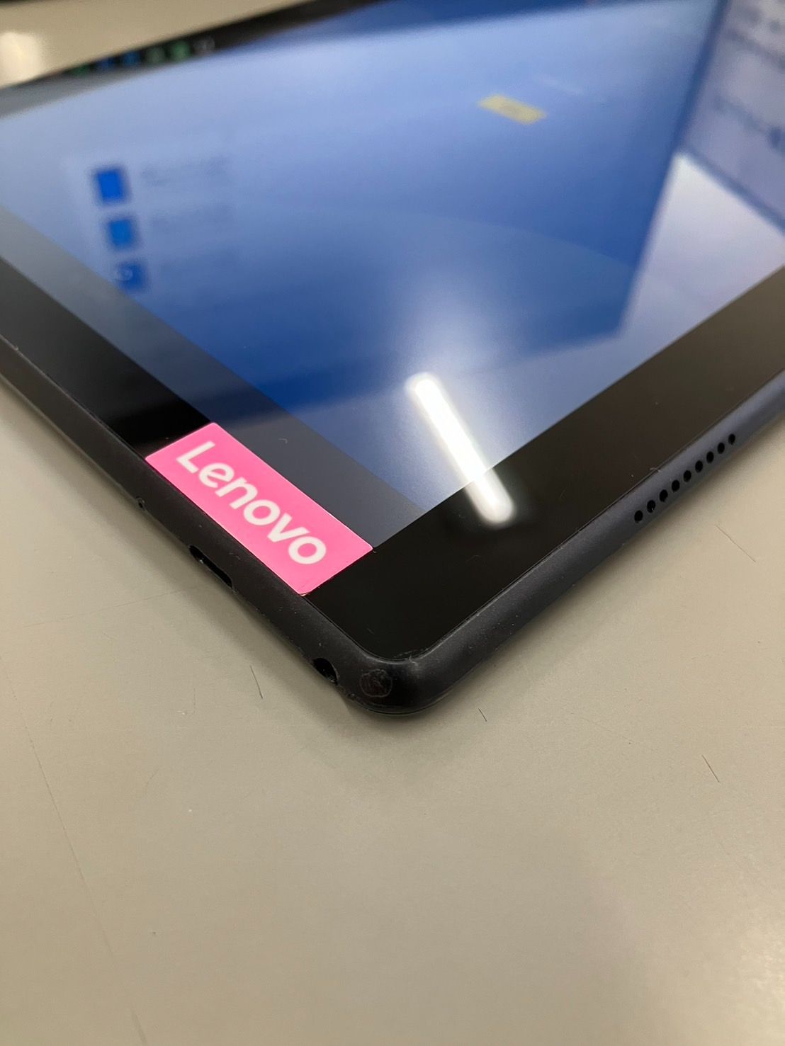 レノボ タブレット TB-X505L - メルカリ
