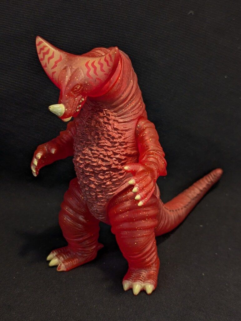 バンダイ ウルトラ怪獣シリーズ ゴモラ スペシャルクリアレッドVer.