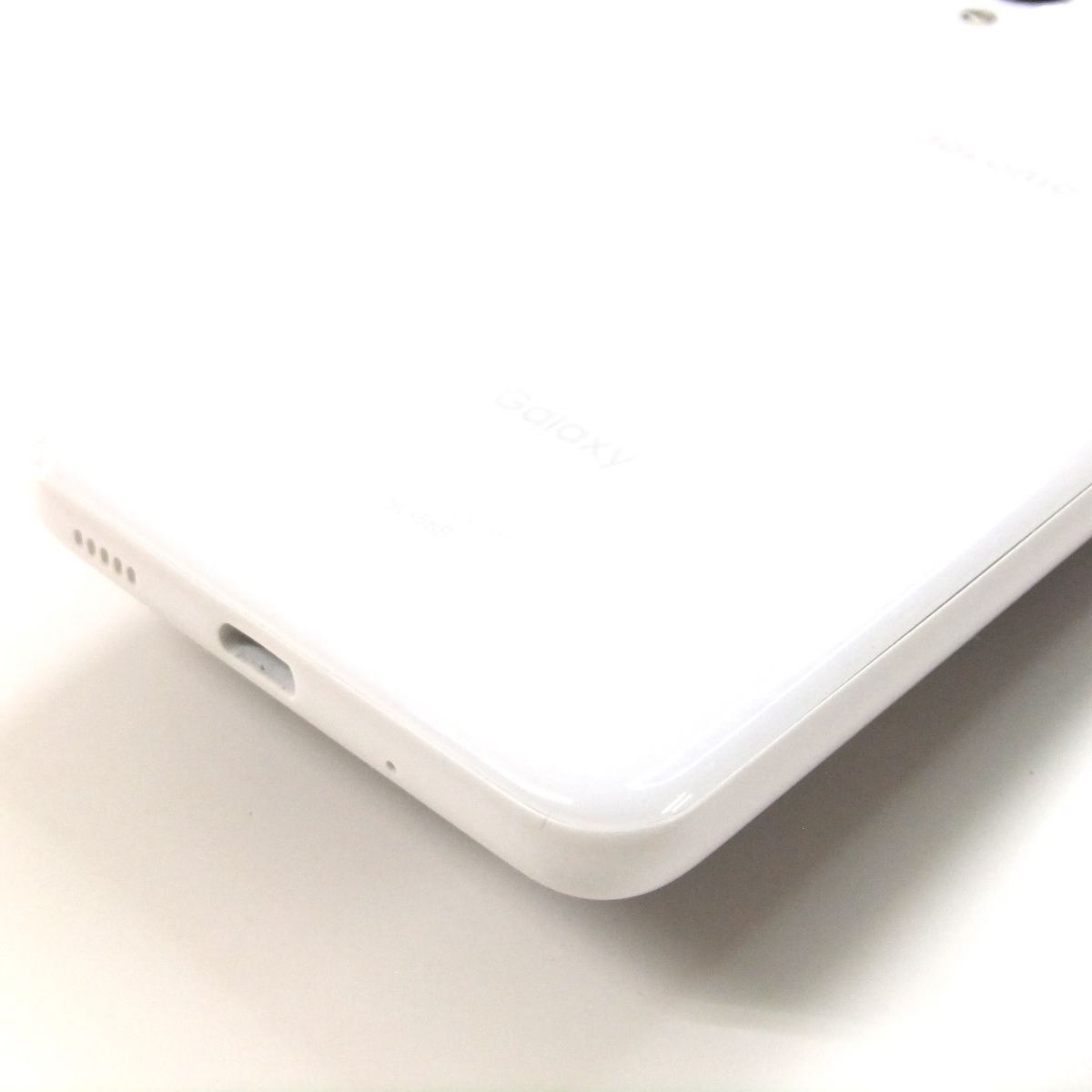 中古】 Galaxy A22 5G SC-56B ホワイト docomo SIMロック解除済