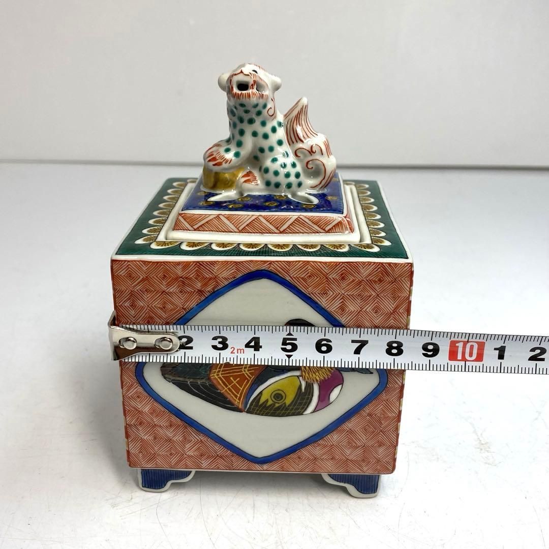 九谷　昭一郎　色絵　獅子香炉　共箱　トヒチ　高さ14㎝　東な6-0427① 九谷 昭一郎 色絵 獅子香炉 共箱 トヒチ 高さ14㎝ 東な6-0427①