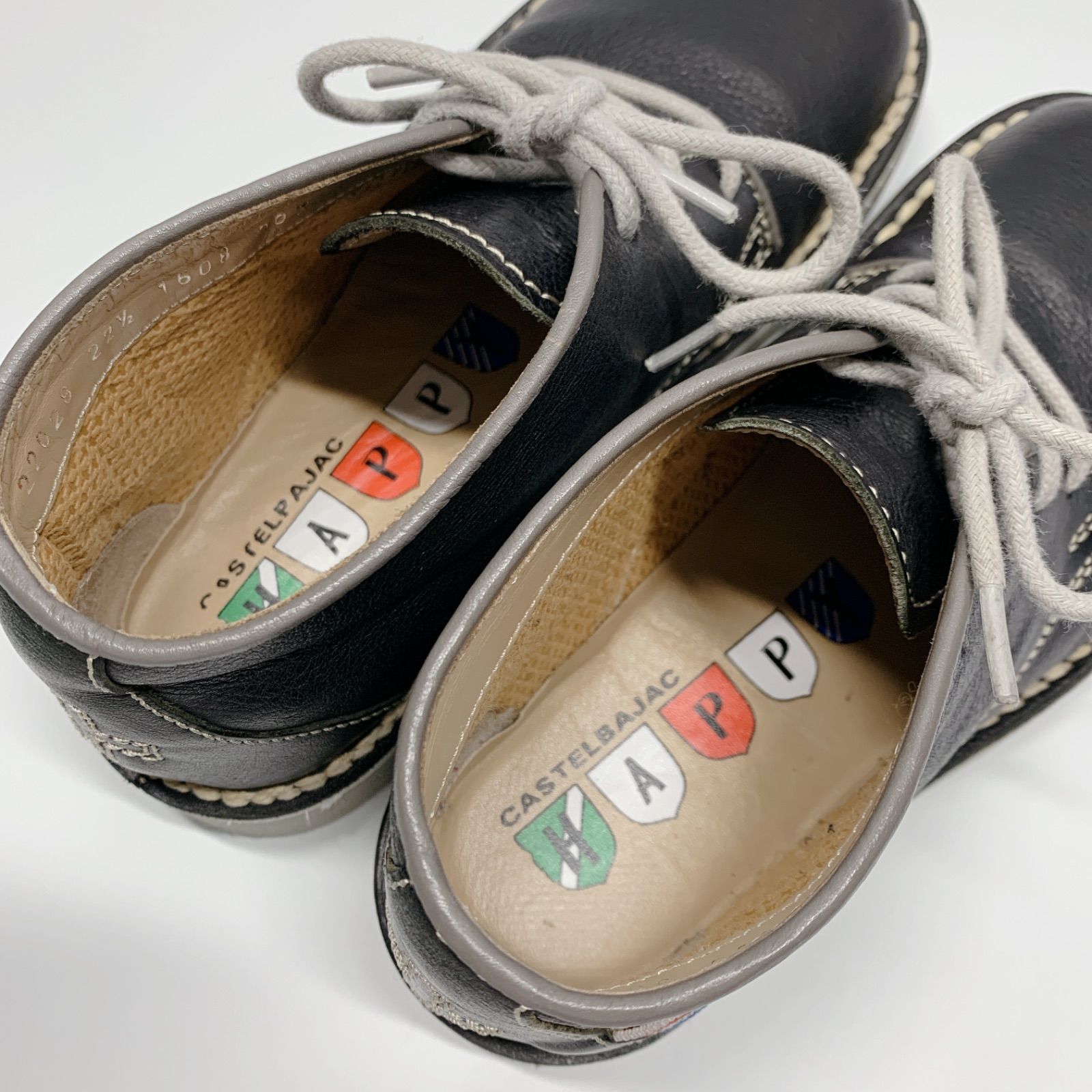 スニーカー ブラック