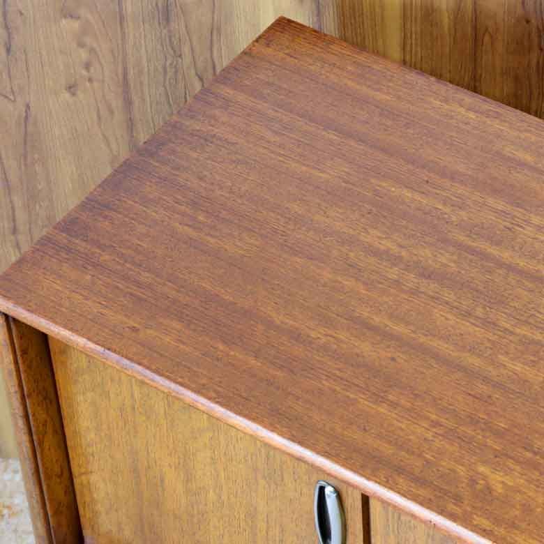 サイドボード G-PLAN メタルハンドル ヴィンテージ イギリス