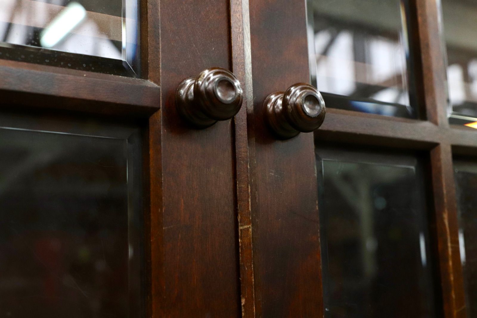 ブックキャビネット