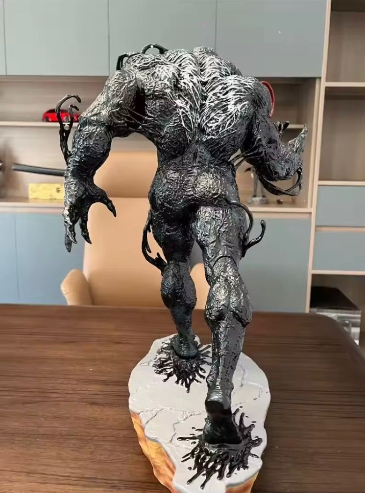 Amazon.co.jp: フィギュア ヴェノム Venom レット・ゼア・ビー