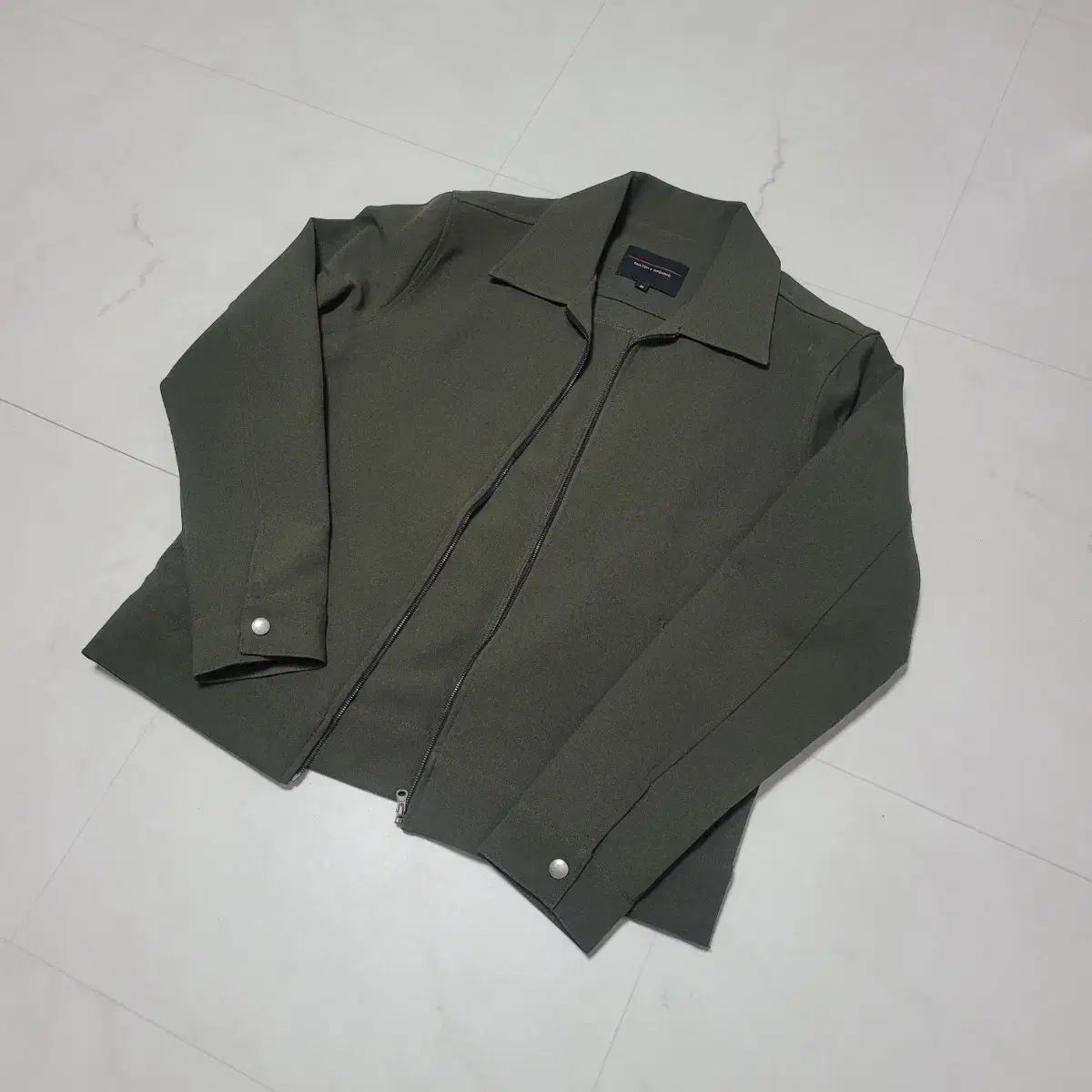 カーキ 涼しい マテリアル ジャケット m サイズ
