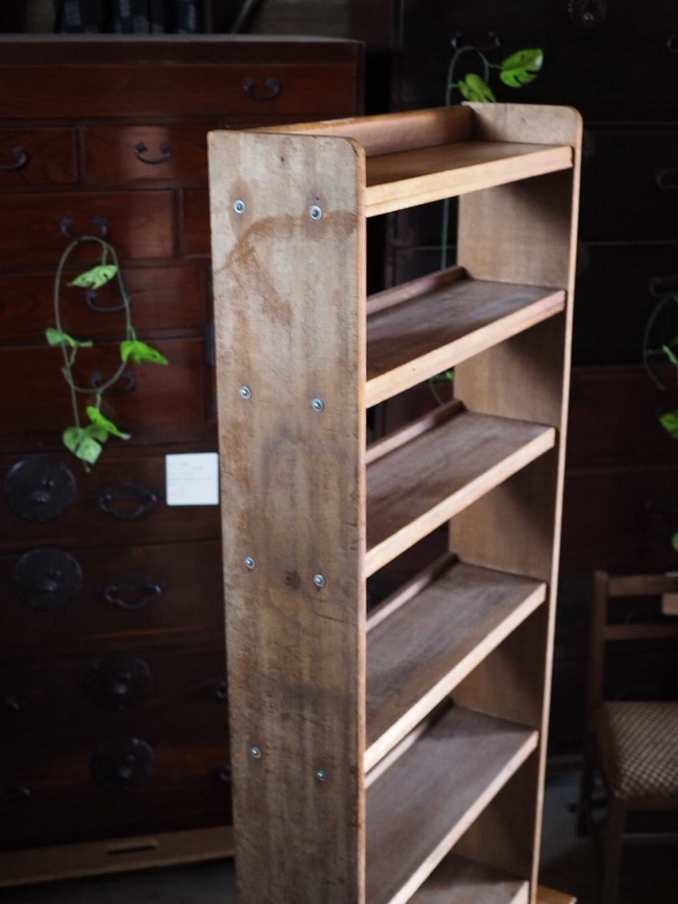 昭和レトロな無塗装大型ラワン本棚 昭和中期 古録展 送料無料 中古