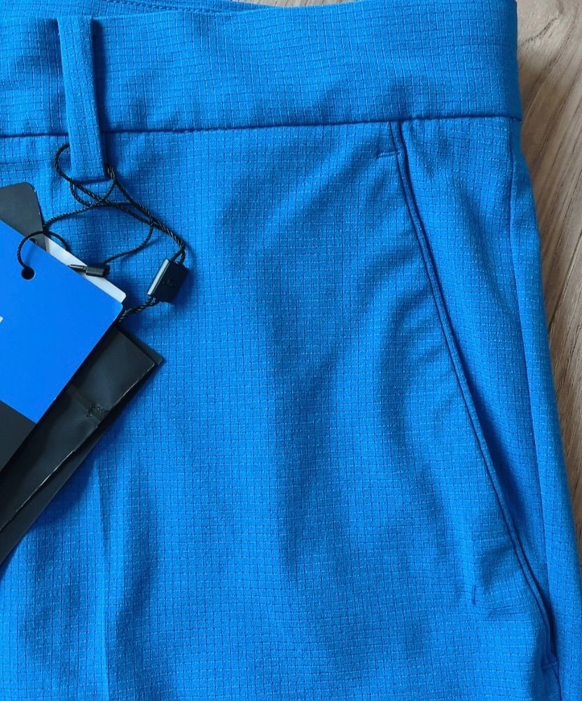 専用‼︎ jリンドバーグ ストレッチ 軽量 高通気 吸湿速乾 未使用タグ付 新品タグ付き J.LINDEBERG ジェイリンドバーグ メンズ ゴルフウェア 速