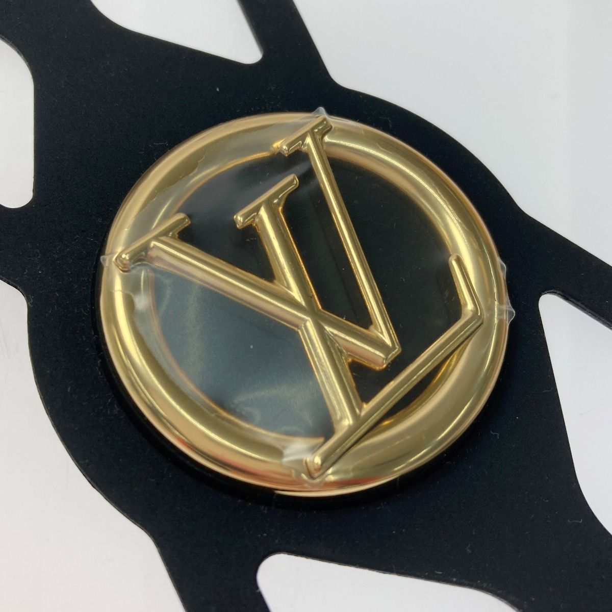 LOUIS VUITTON ルイヴィトン フォンホルダー・ルイーズ M68382