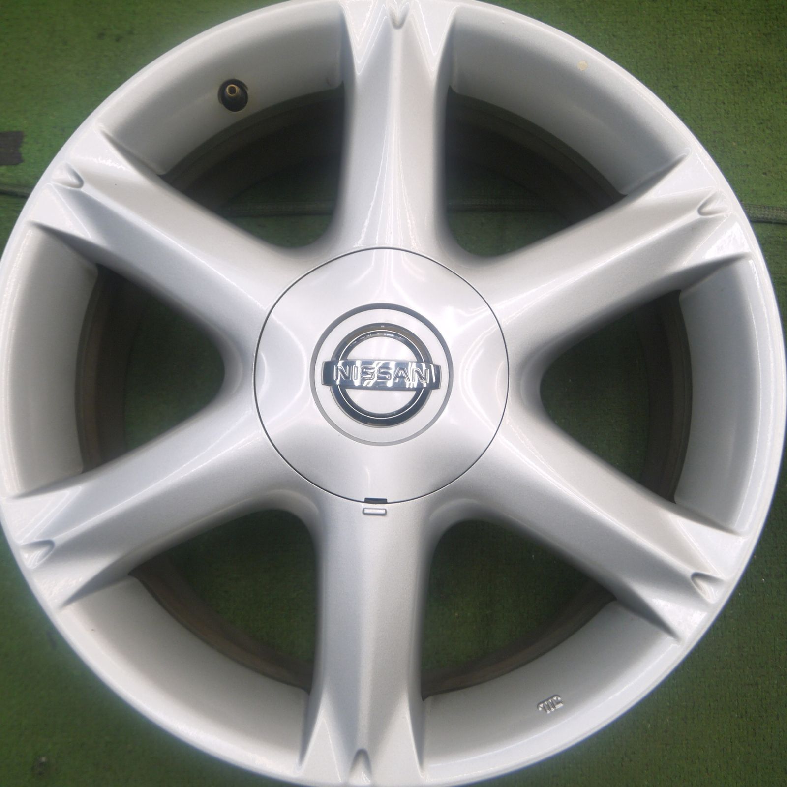 送料無料* キレイ☆日産 F50 シーマ 純正 ホイール 17インチ 17×7.5JJ 