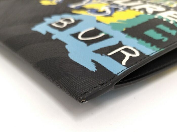 BURBERRY クラッチバッグ セカンドバッグ グラフィティ チェック PVC  