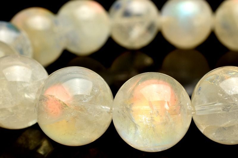 驚きの破格値，人気 【１点物】AAオーロラシラー☆マダガスカル産 レインボームーンストーン　12mm　ブレスレット _M9714 ブレスレット・バングル