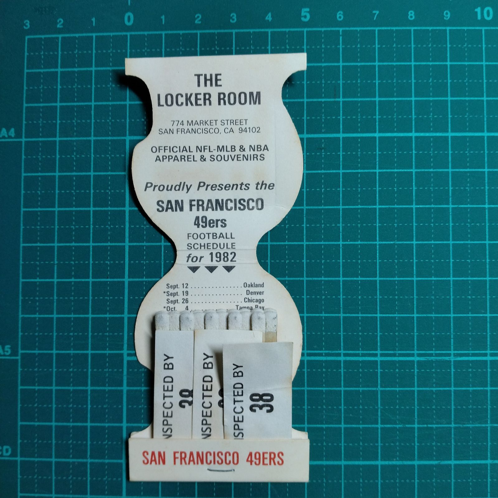 希少 NFL サンフランシスコ 49ers ヘルメット型 マッチ 1982年