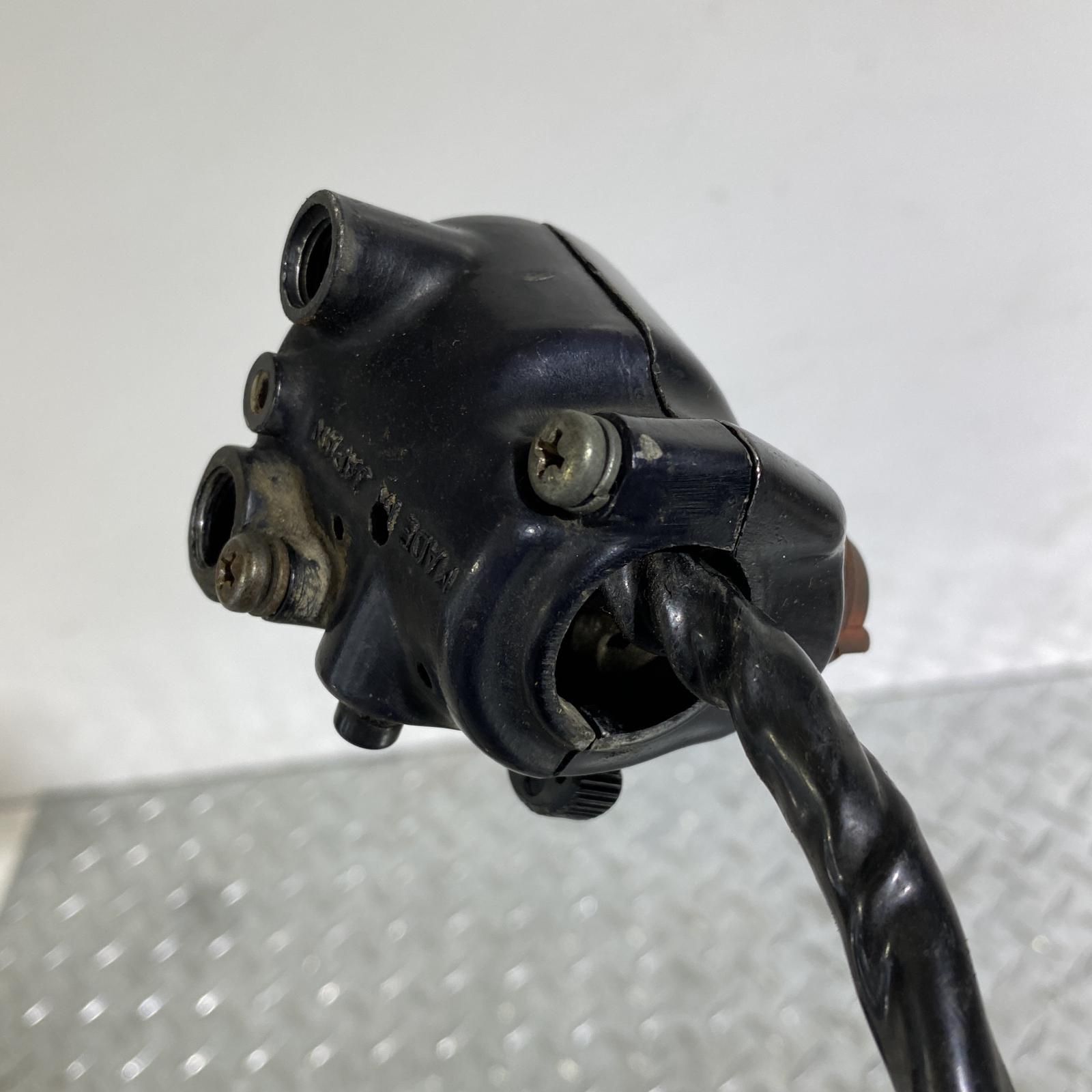 CB400FOUR ハンドルスイッチボックス