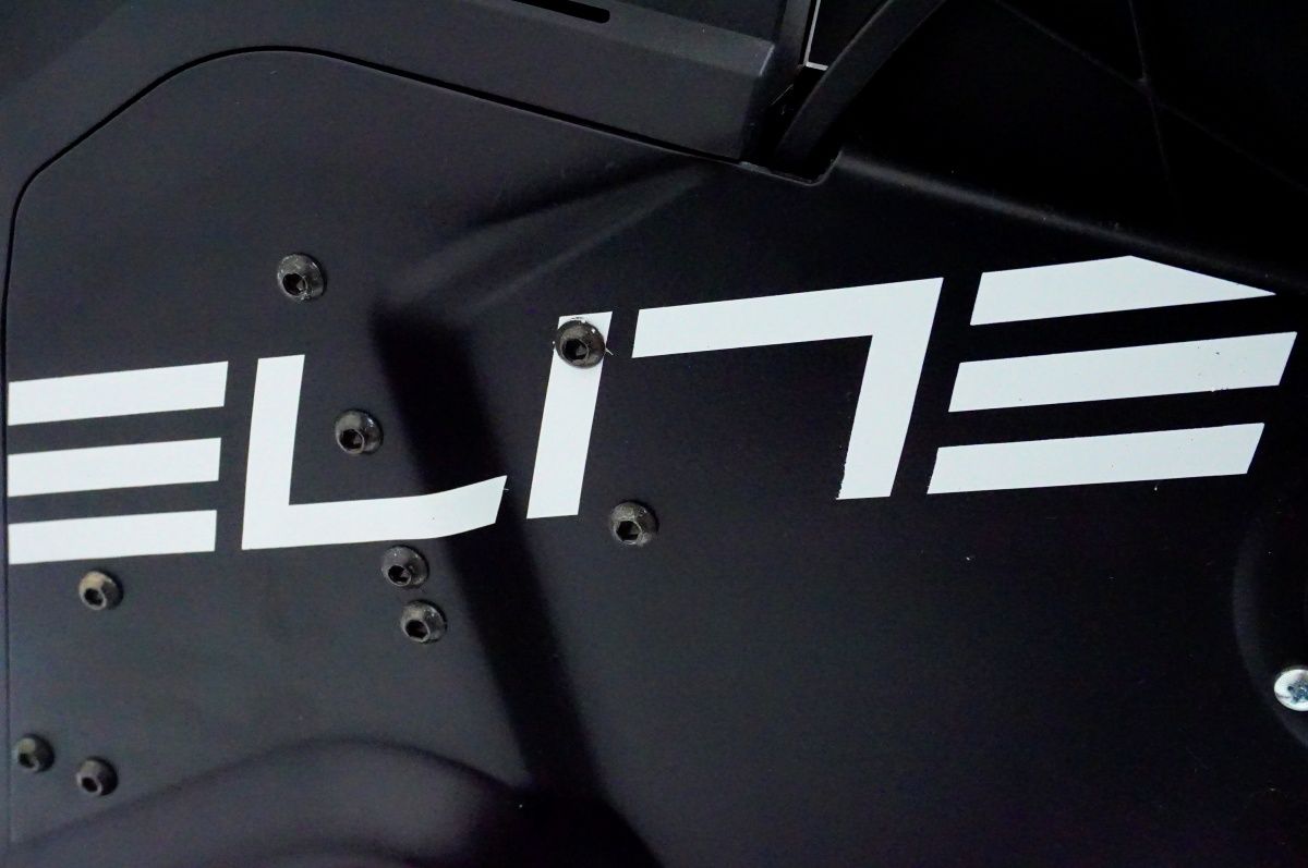 ELITE エリート
