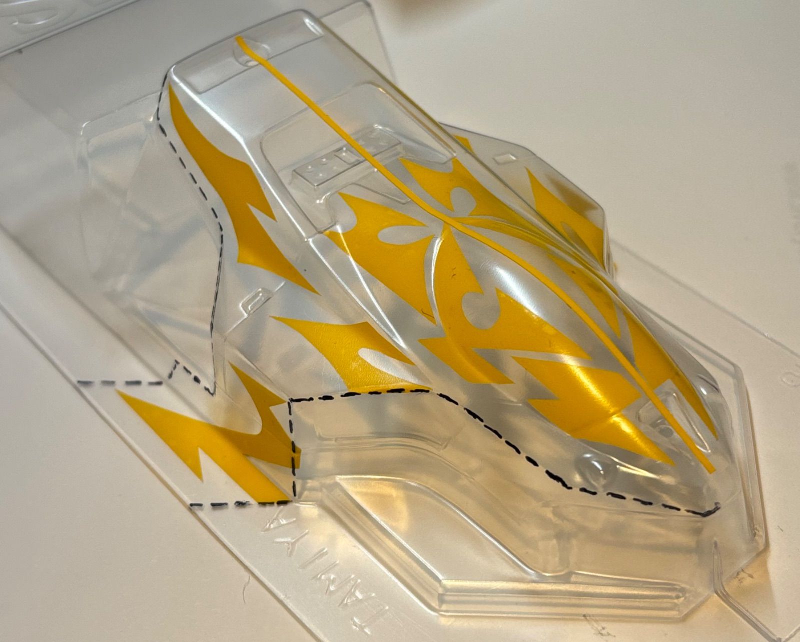 ミニ四駆 クリアボディ・マスキング まとめ売り ミニ四駆】ボディ塗装マスキングシール パターンB - メルカリ