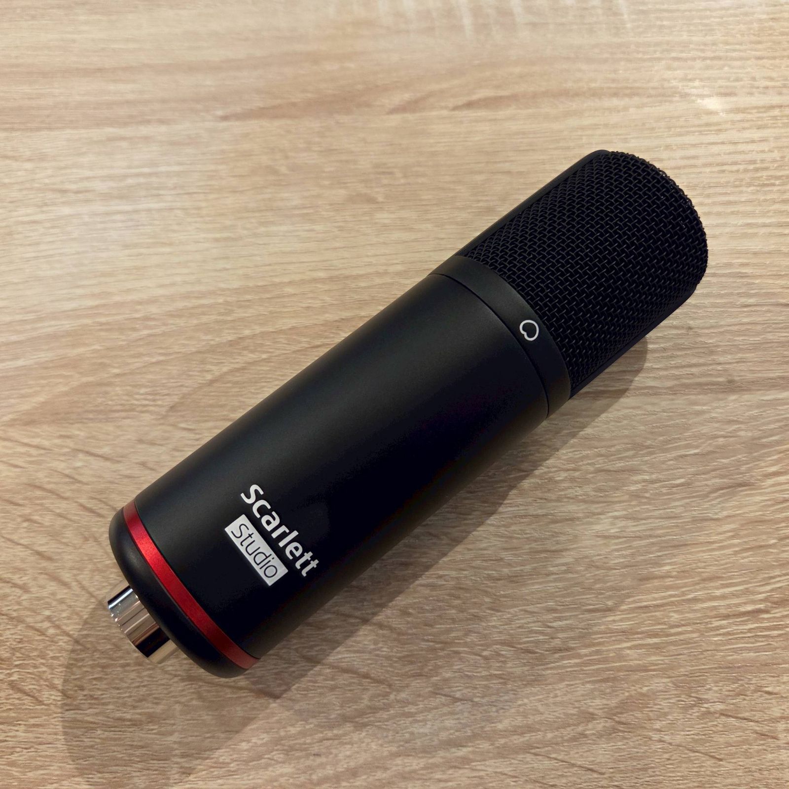 Focusrite 2イン2アウト 24bit/192kHz (3rd Gen)