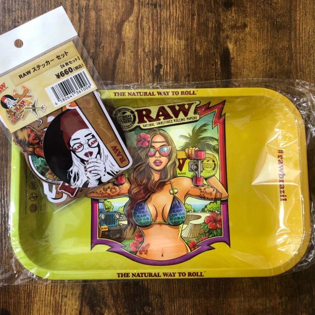 RAW】 メタルトレイ & ステッカー 6枚セット RAW Brazil Girl Rockin