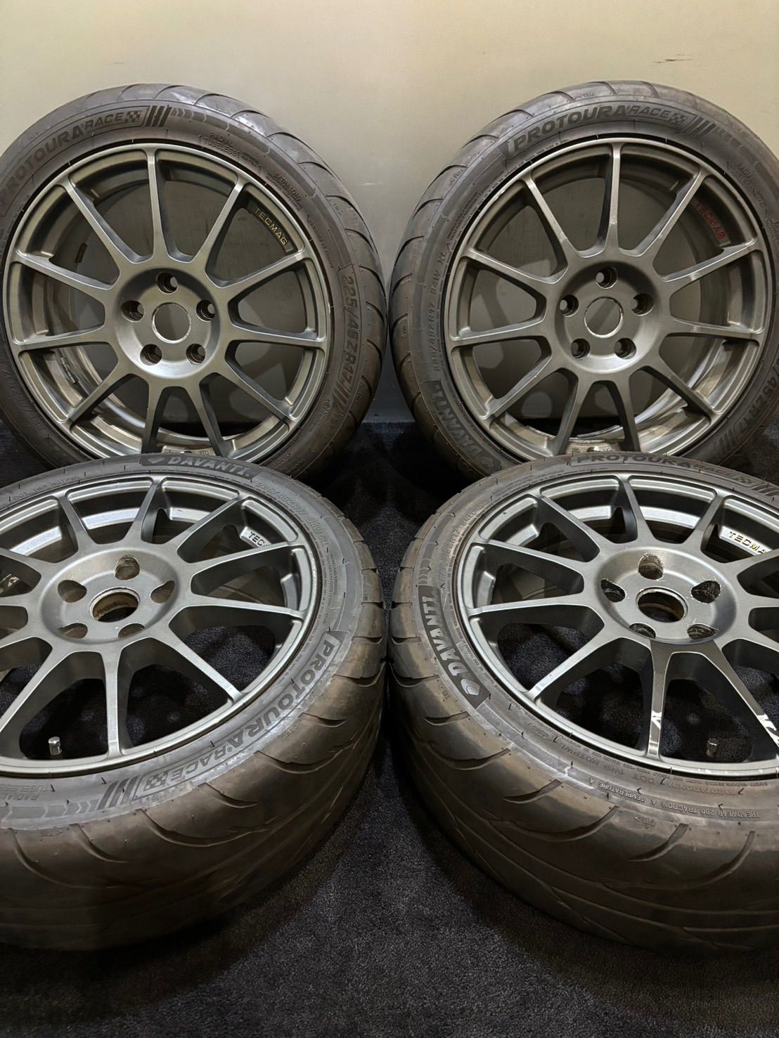 225|45ZR17 DAVANTI|PROTOURA RACE 23年製 TECMAG 17インチ 7.5J 47 112 5H 夏タイヤ 4本 VW ゴルフ 南6-J602