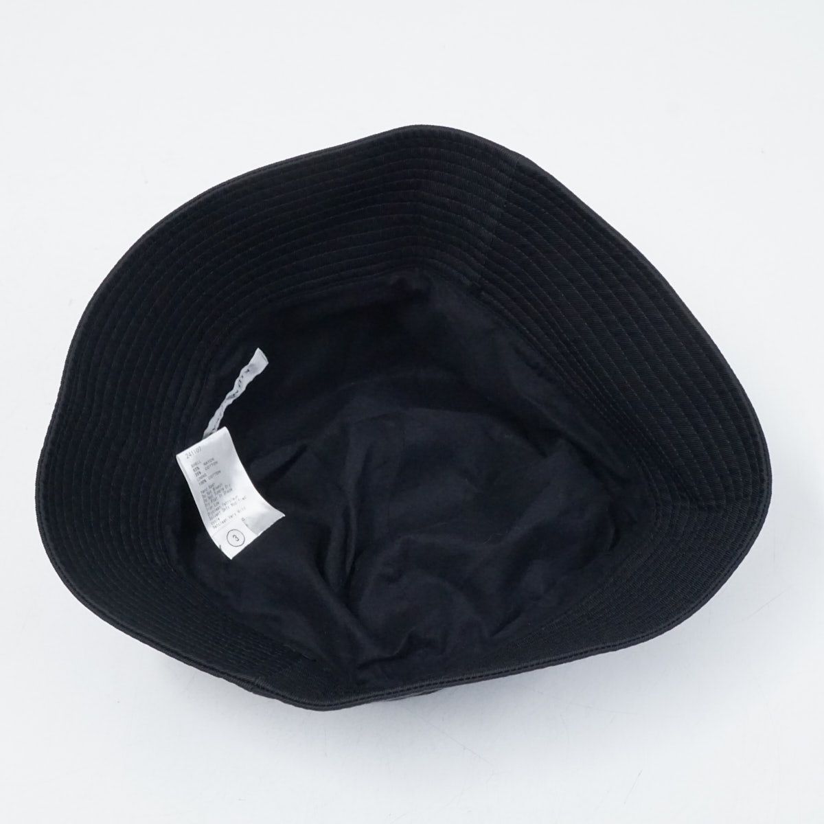 ユニセックス ブランド