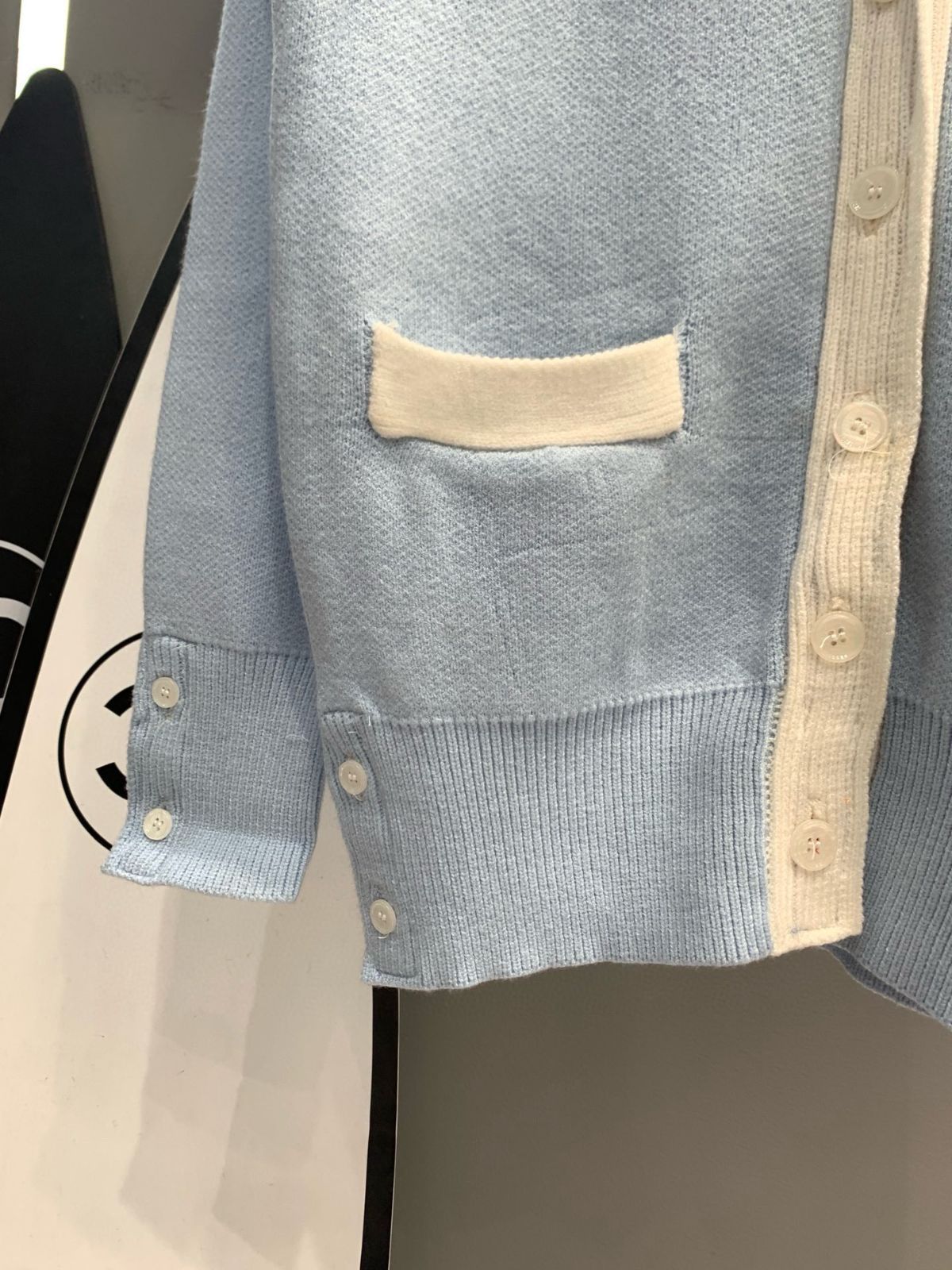 Thom Browne風 刺繍ドッグ Vネックカーディガン [本日特価|新品