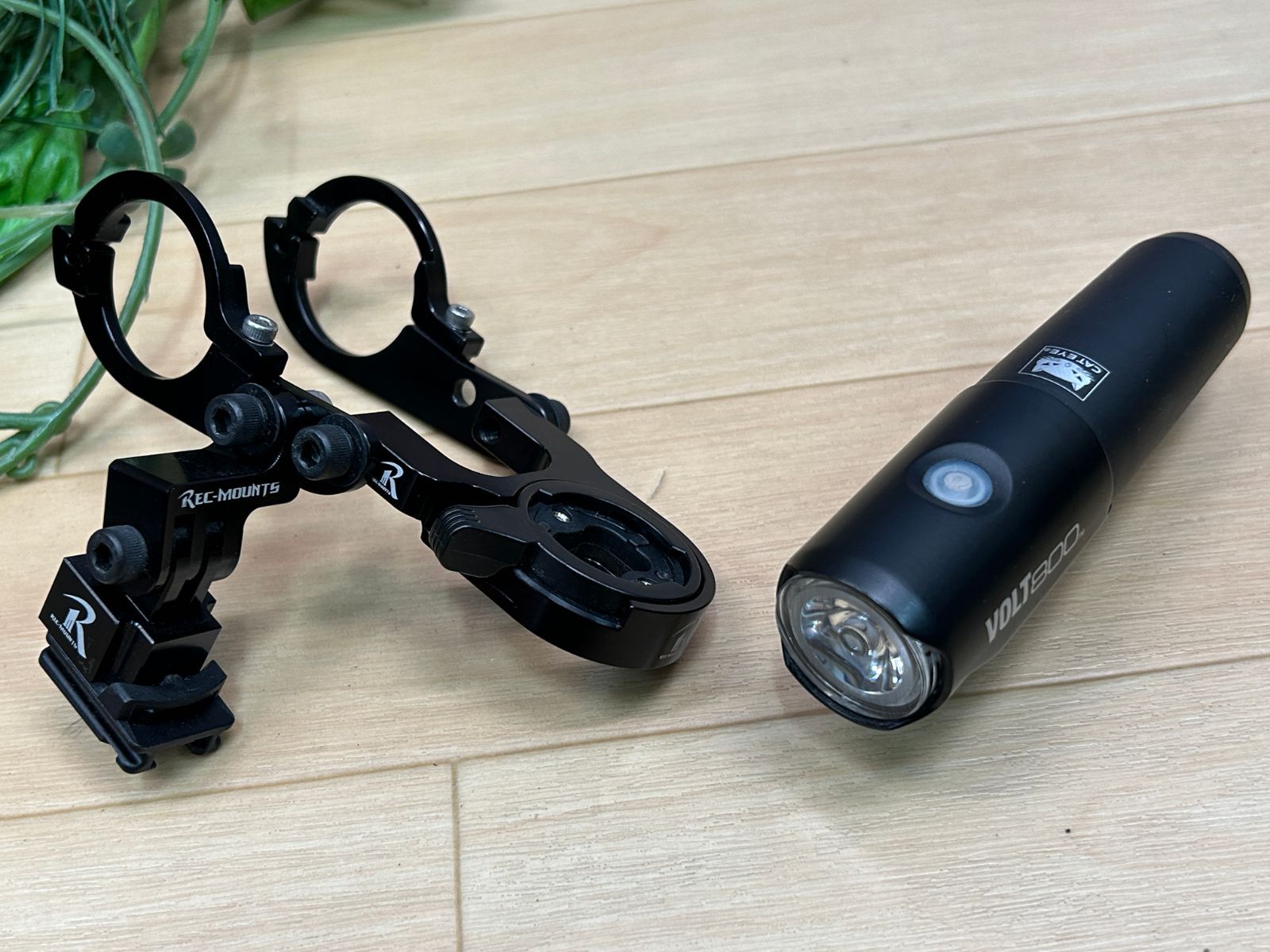 テルスポ イチ推し!! 極上品!! REC-MOUNTS GARMIN / CATEYE