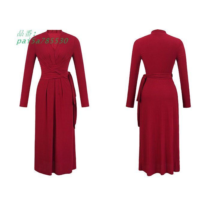 赤 タイトニット