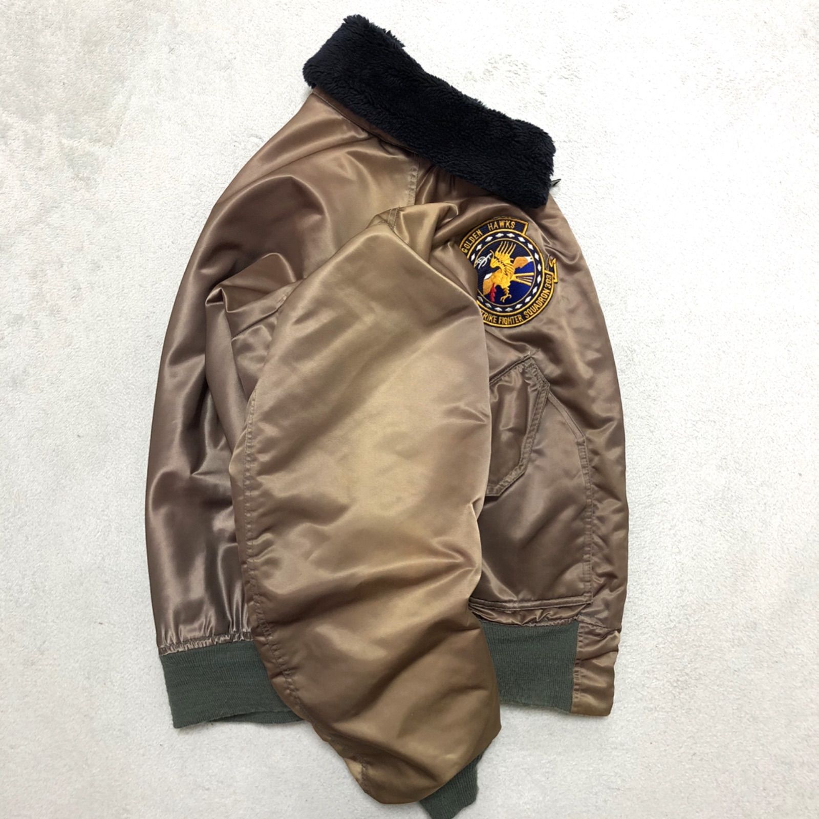 ISRATEX USA製 CWU-45P フライトジャケット 襟ボア 2way ワッペン VFA