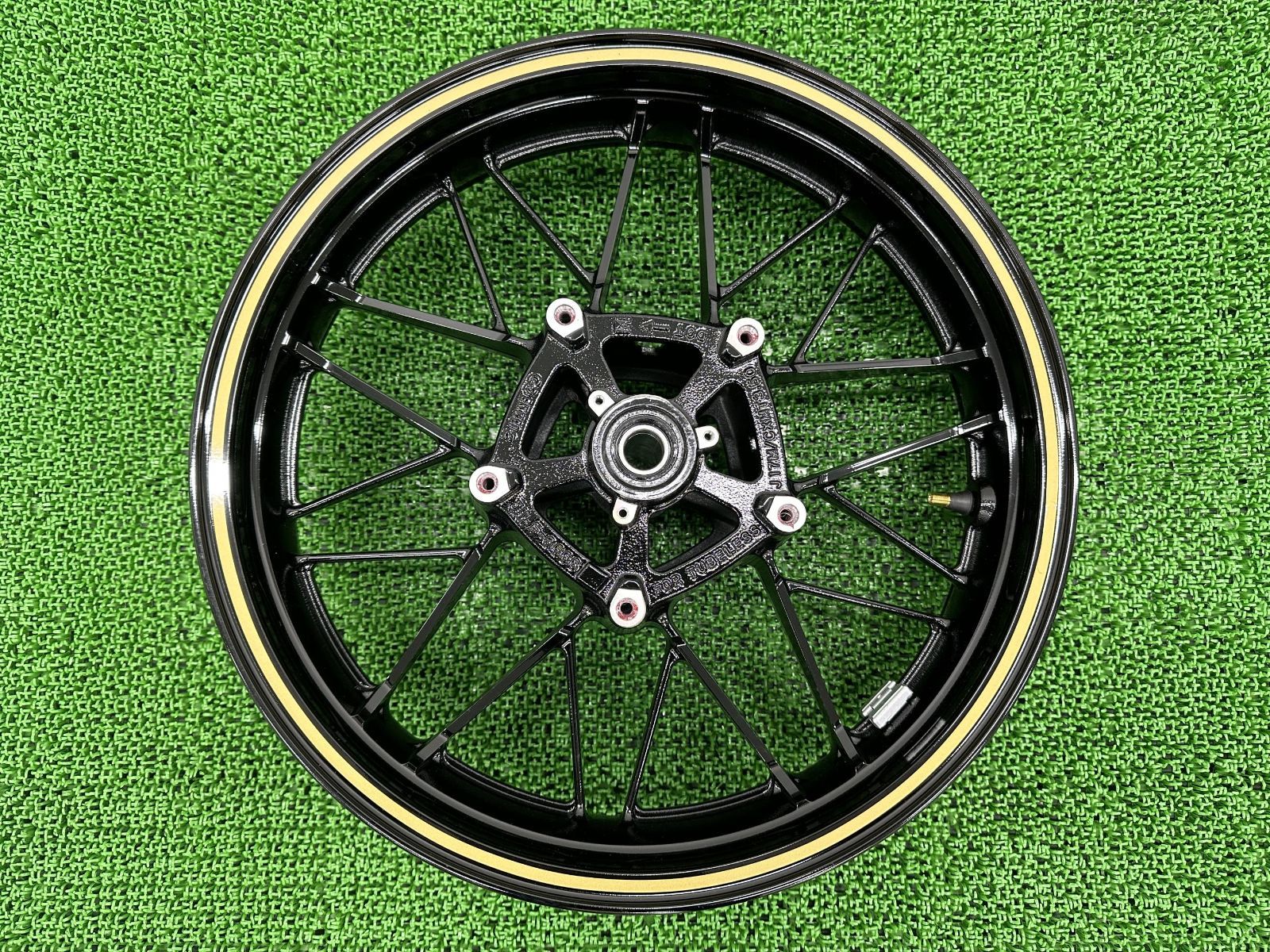 Z900RS フロントホイール 黒 0666 カワサキ 純正 中古 バイク Z900RS フロントホイール 黒 0666 カワサキ 純正 中古 バイク