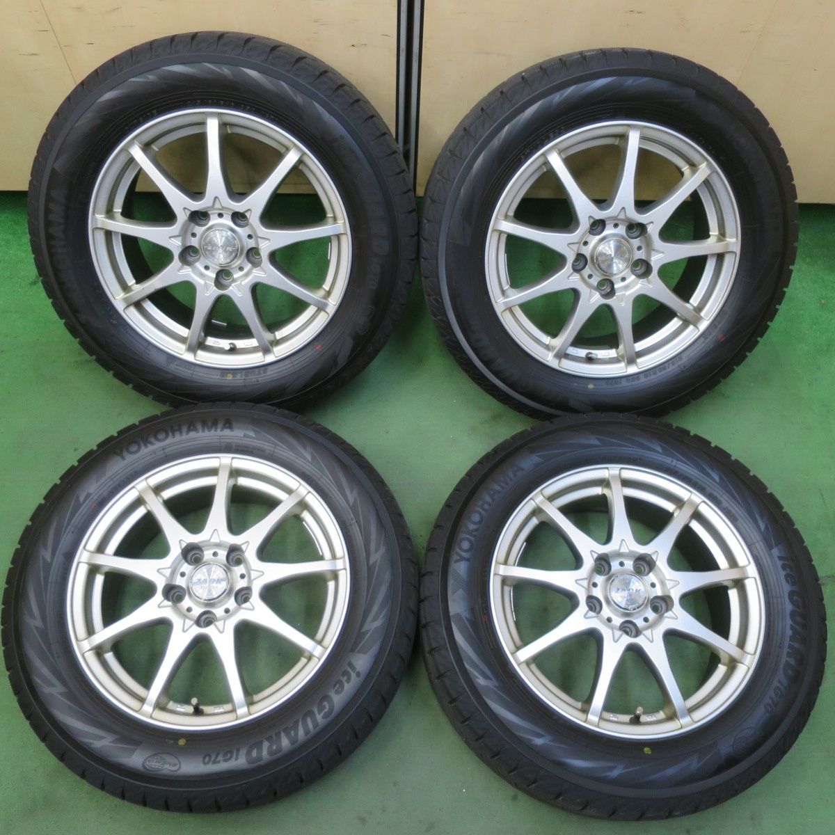 バリ溝 23年 9.5分以上 スタッドレス 215 60R16 ヨコハマ アイスガード iG70 ZACK Sport-9 MONZA ザック モンツァ 16インチ PCD114.3 5H 5092310イス