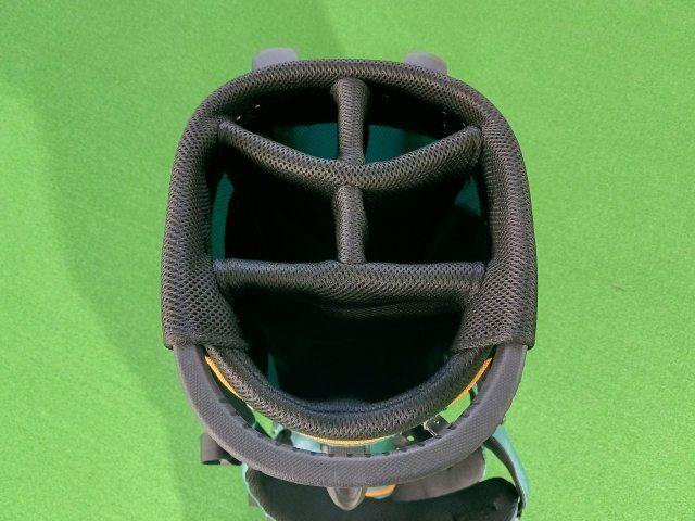 バック その他