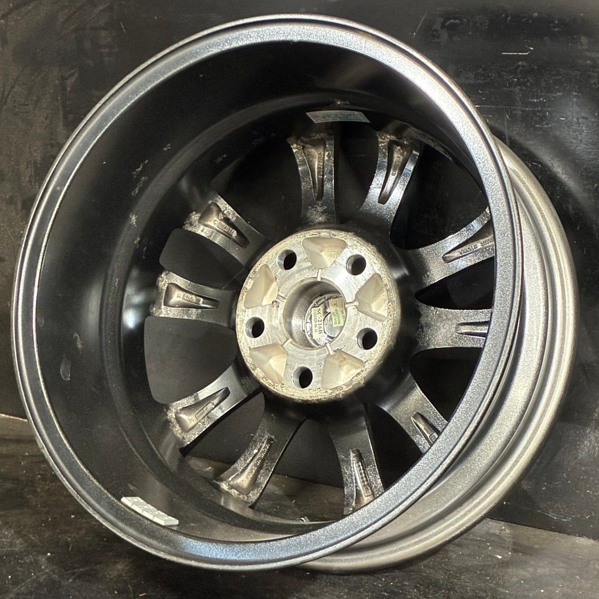 絶対お買い得！ TOPY SIBILLA NEXT e5 16×6.5J 39 114.3 5H 平座 4本 スタッドレス用に アルファード ヴェルファイア ヤリスクロス プリウスα等 丁寧な