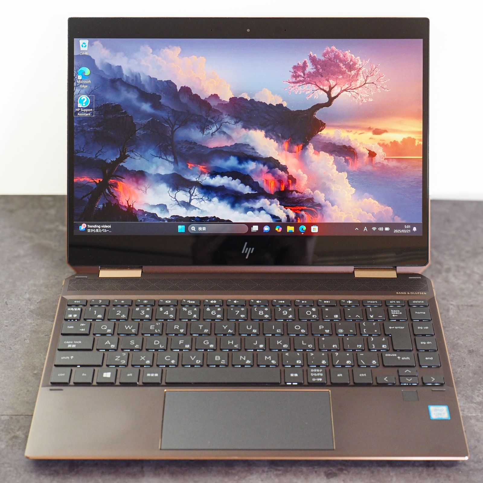 HP Spectre x360、16 GBメモリ、4K UHD IPS タッチディスプレイ、512 
