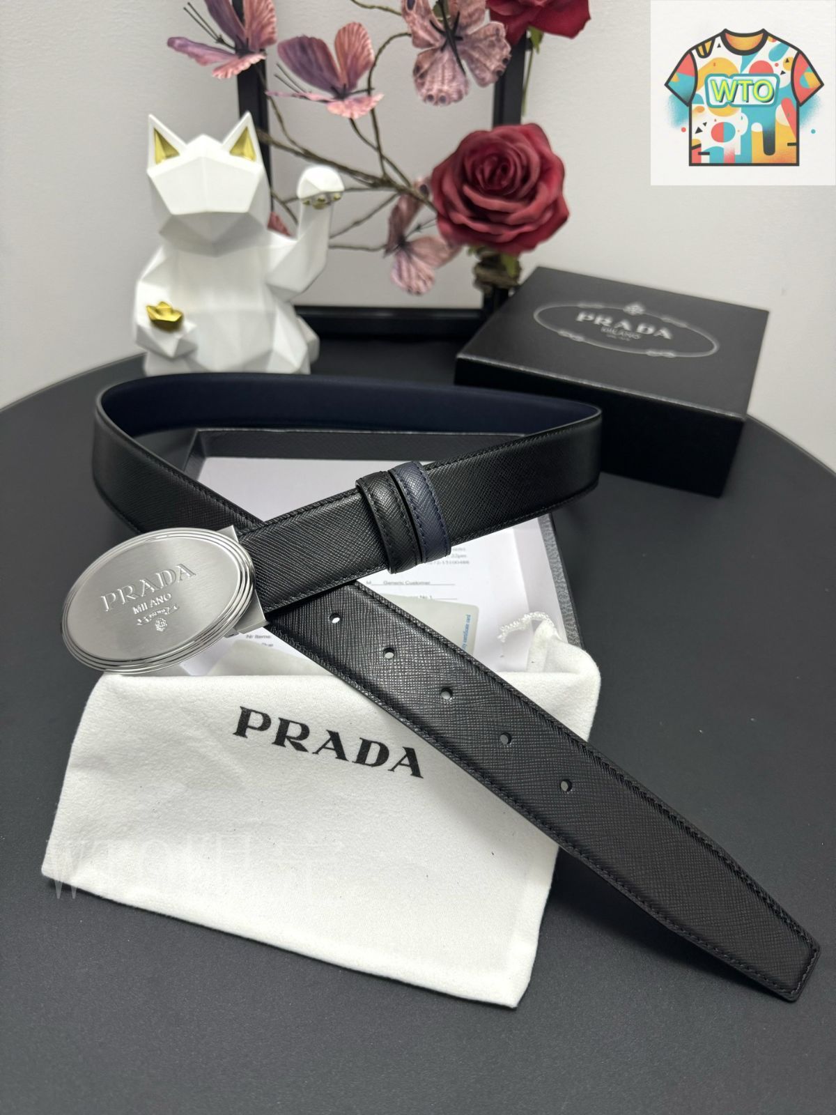 【新品・未使用】PRADA 未使用 プラダ PRADA スニーカー 靴 シューズ ロゴ ナイロン