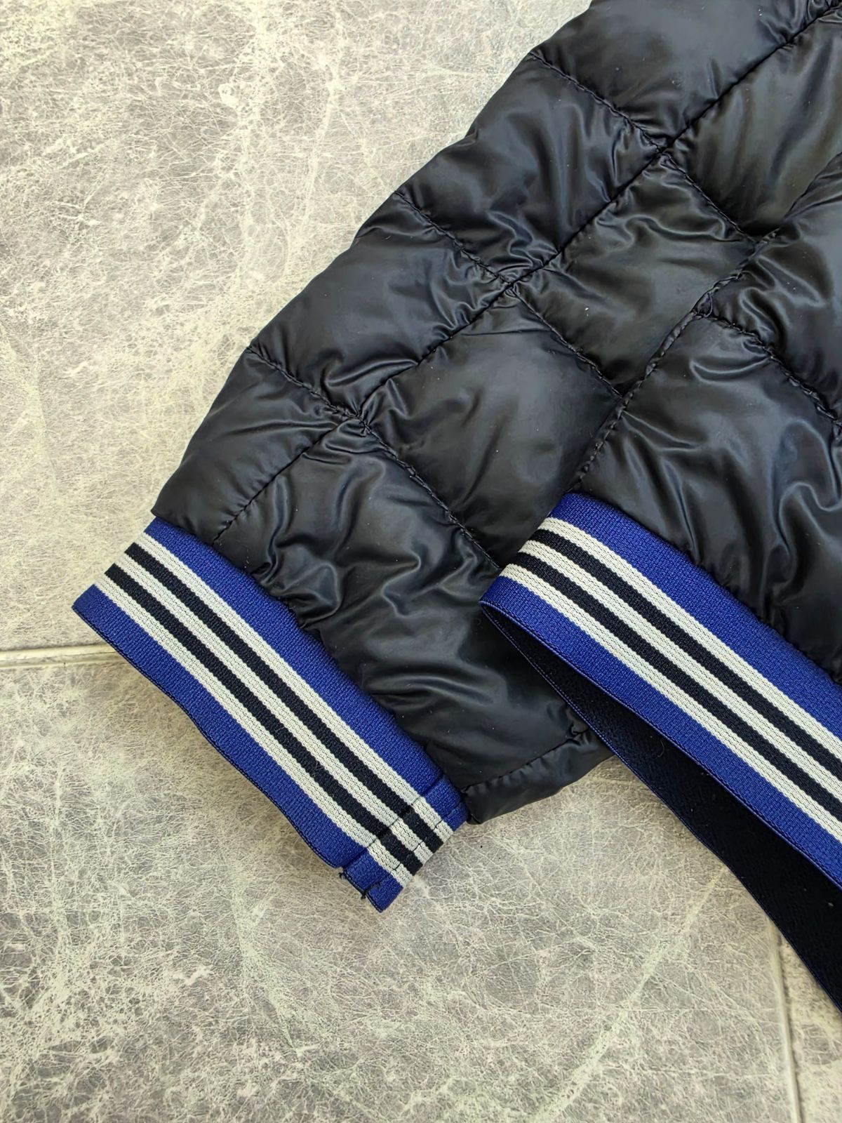 ☆ MONCLER モンクレール 薄手 ライト ダウンジャケット ナイロン 