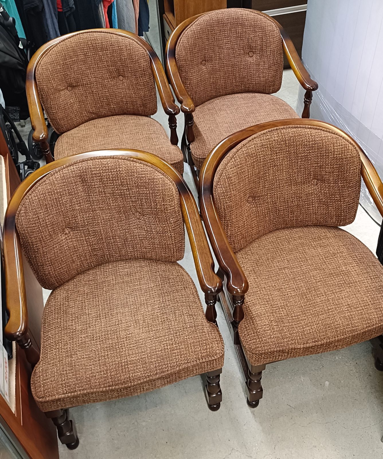 カリモク ダイニングチェア4脚セット キャスター付き karimoku カリモク家具 特典付◇ダイニング4点セット ダイニングセット