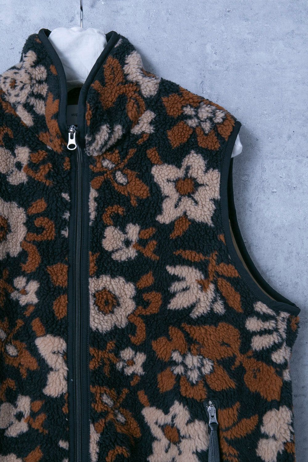 superNova. スーパーノヴァ Flower camo jacquard boa vest/SN-443A