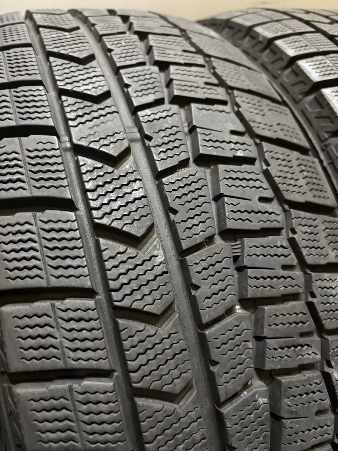 スタッドレス 215/60R16 DUNLOP WINTERMAXX WM02 専用31 DUNLOP WM02