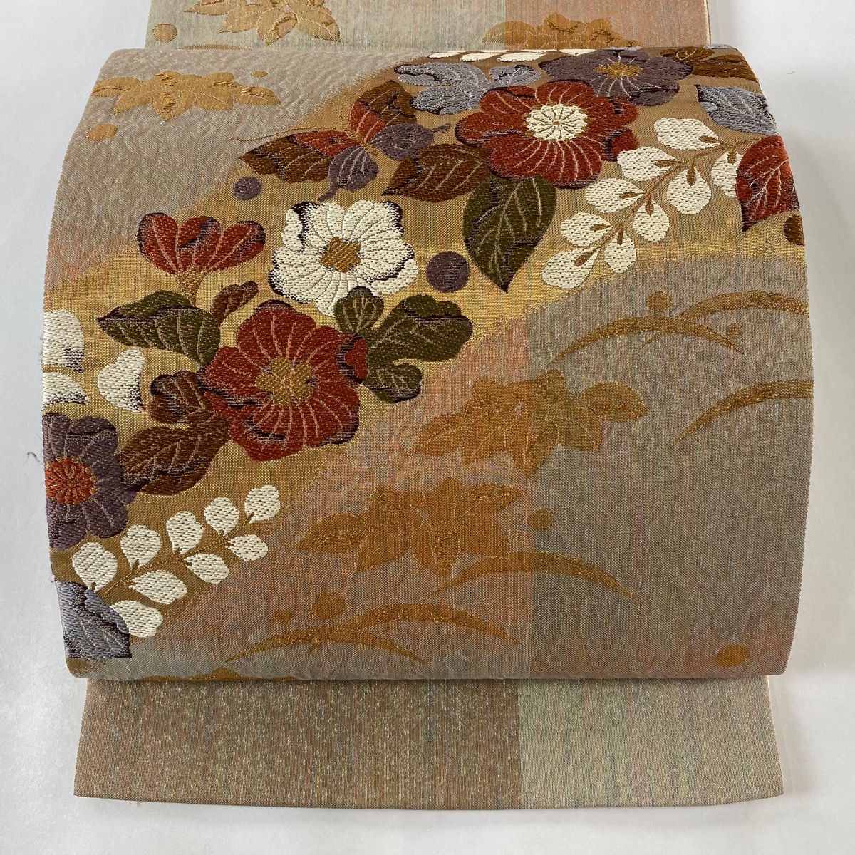 袋帯 名品 桜 若松 唐織 金糸 灰茶 六通 正絹 【中古】