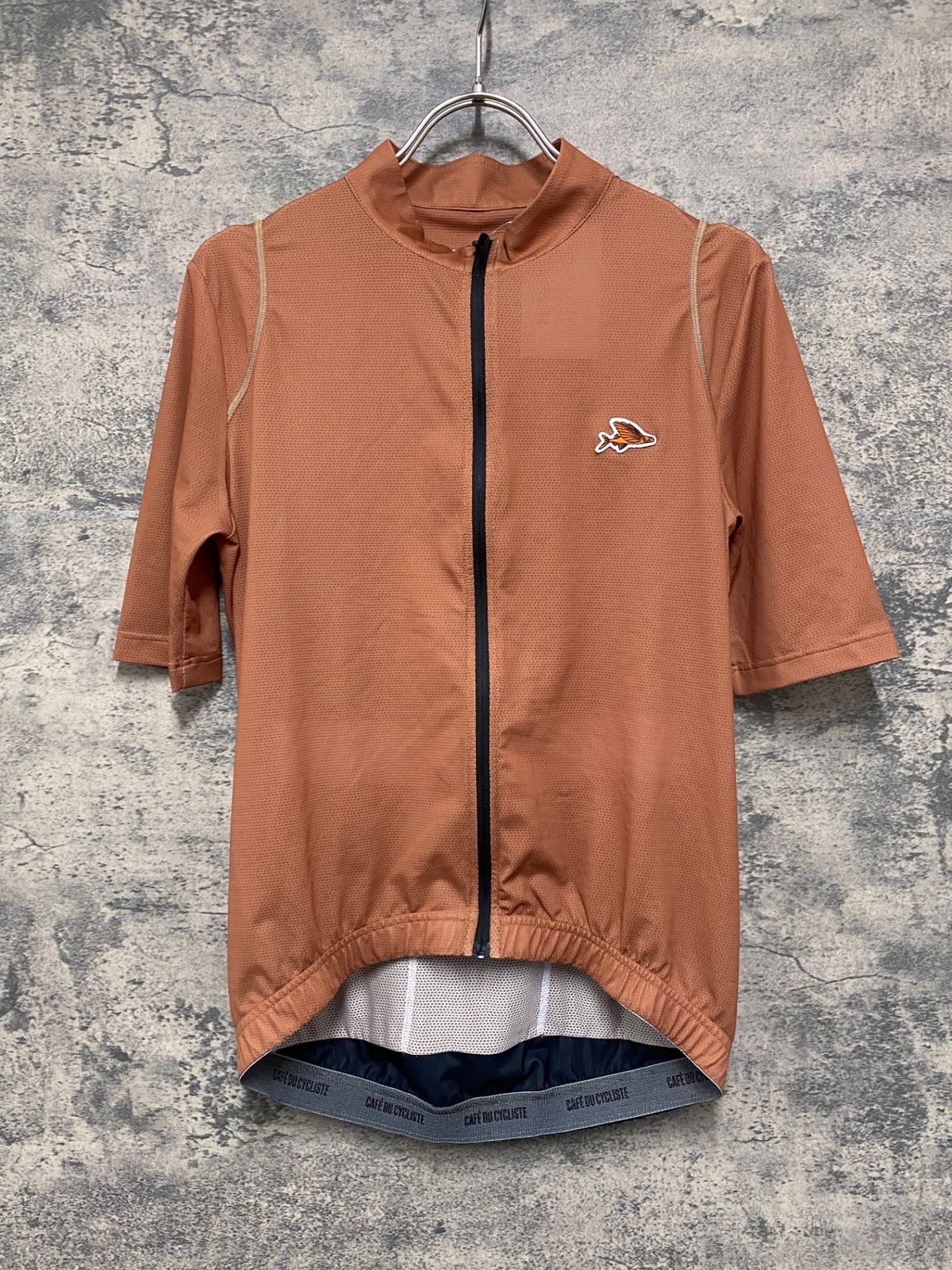 J*k様 カフェドシクリステ　Mサイズサイクルジャージ 女性用サイクリングジャージ – Café du Cycliste | JP