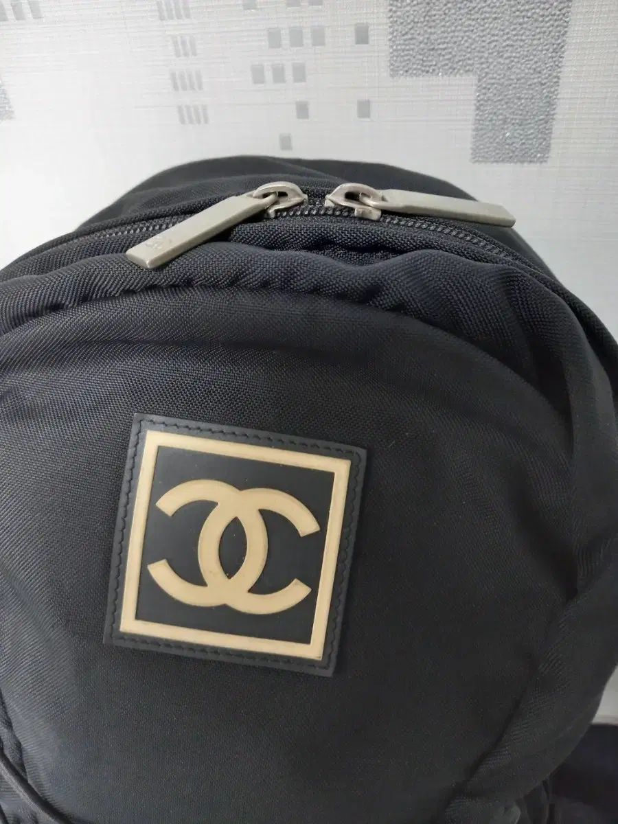 シャネル軽量バックパック