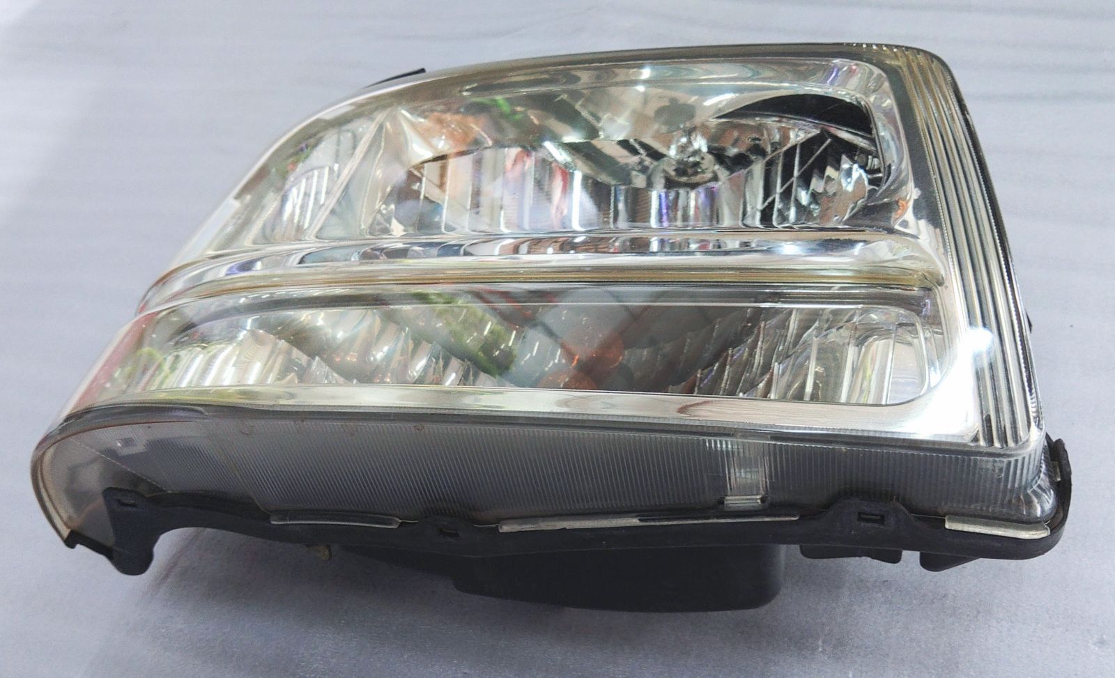スズキ エブリィワゴン DA62W 中古部品 右 ヘッドライト ヘッドランプ
