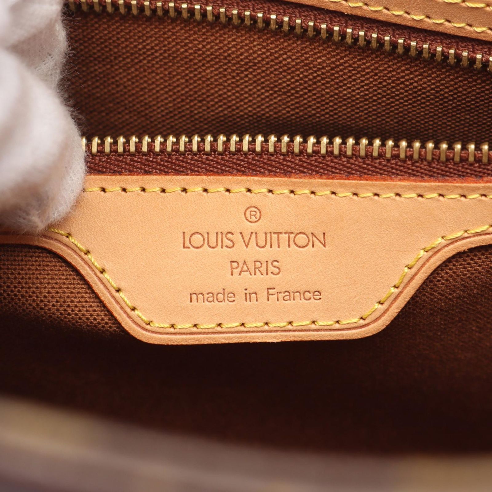 LOUIS VUITTON