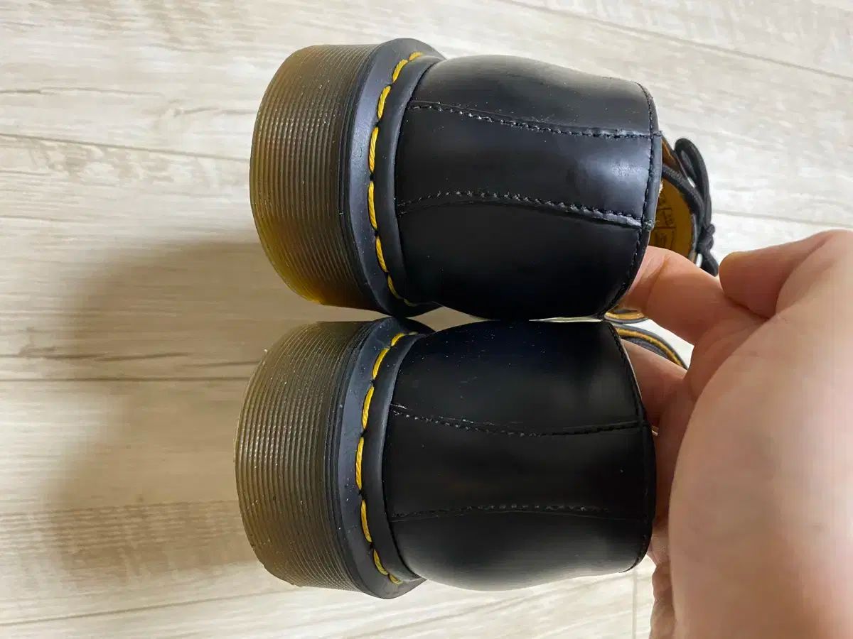 MARTENS ドクターマーチン